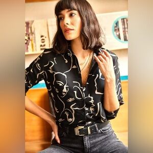 Big Dart Women’s Blouse Size XS Black White Graphic Faces